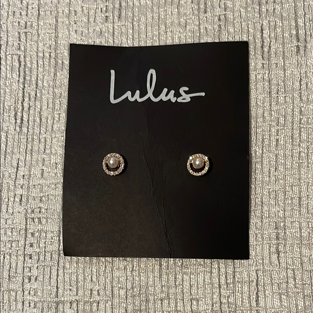 Lulu's Gold and Silver Pearl Stud Earrings